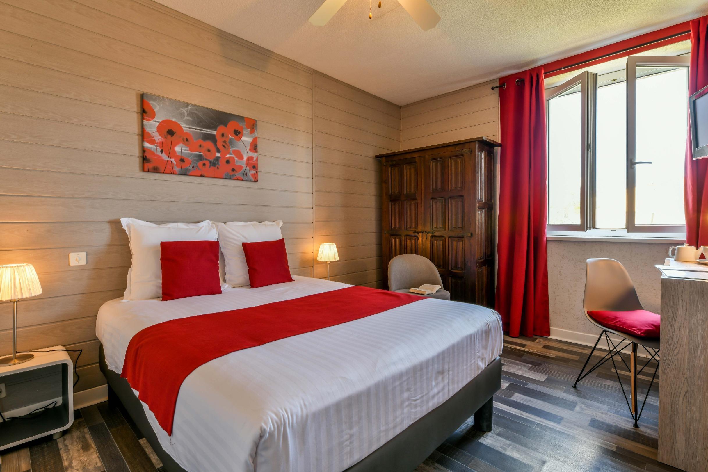 Logis Hostellerie Du Neez Gan Экстерьер фото