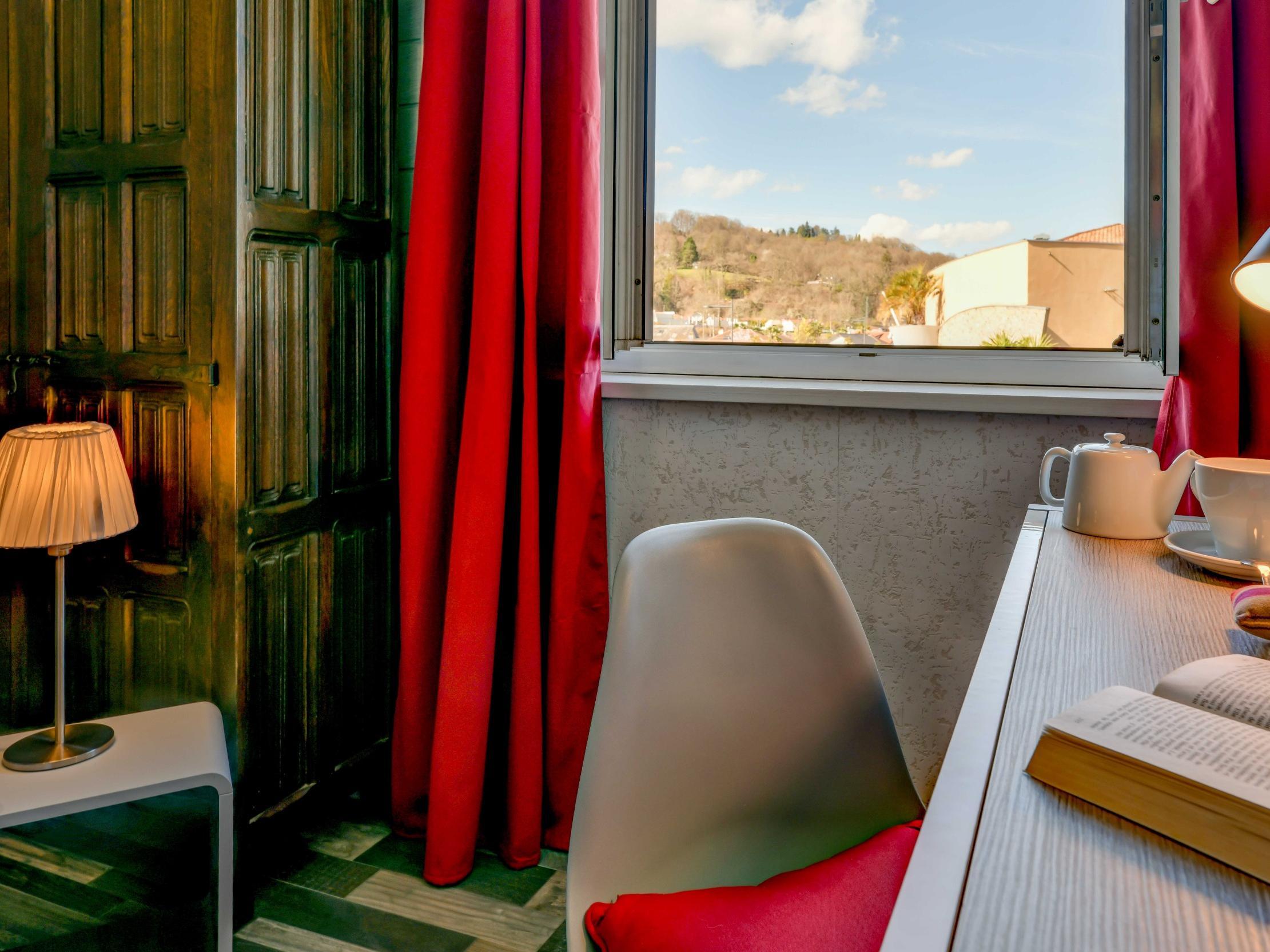 Logis Hostellerie Du Neez Gan Экстерьер фото