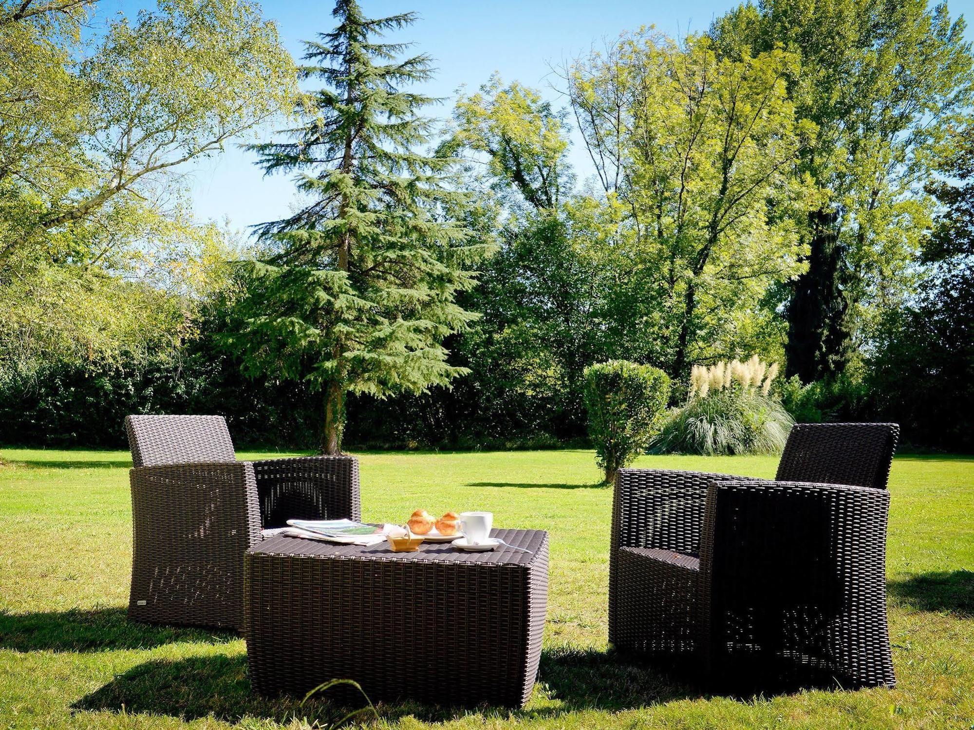 Logis Hostellerie Du Neez Gan Экстерьер фото