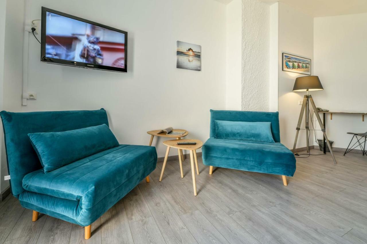 Logis Hostellerie Du Neez Gan Экстерьер фото